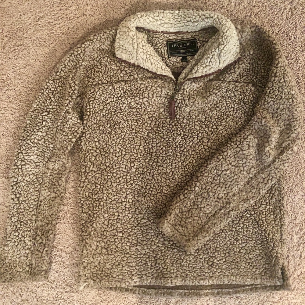 True Grit Pullover Men’s size Small